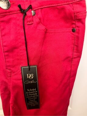 DG2 by Diane Gilman Deep Pink Skinny Jeans NWT